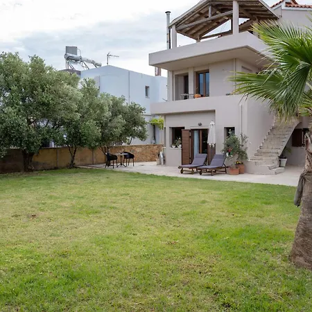Apartament Natalia's In Tavronitis